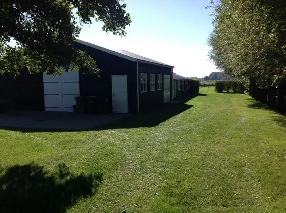 Peaceful Holiday Home near Center in Burgh Haamstede - Dış Mekan