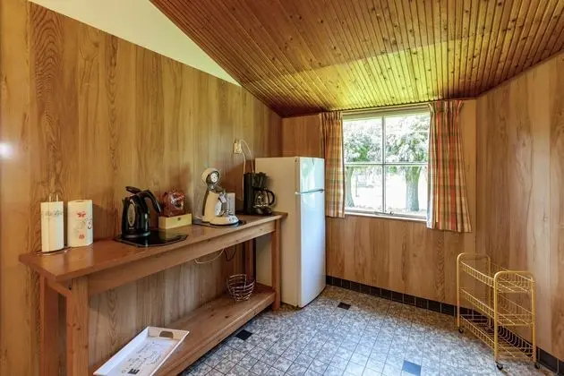 Peaceful Holiday Home near Center in Burgh Haamstede - Mutfak