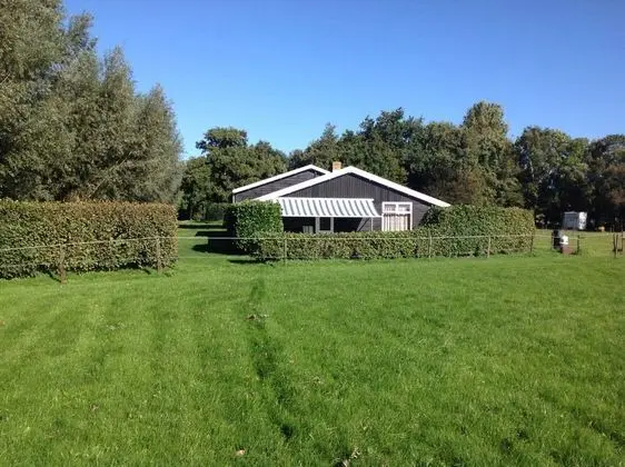 Peaceful Holiday Home near Center in Burgh Haamstede - Öne Çıkan Resim