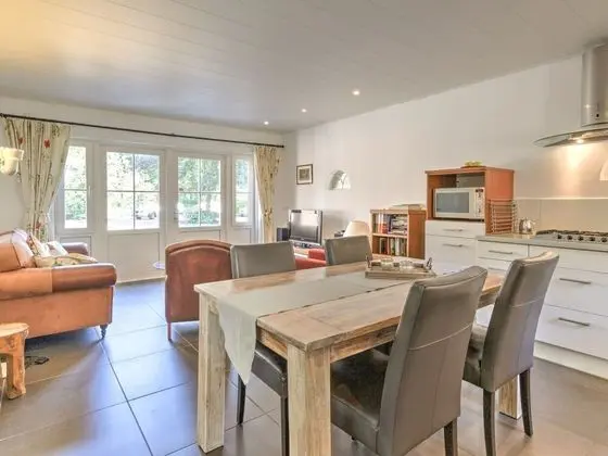 Peaceful Holiday Home in Wesepe With Garden - Yerinde Yemek