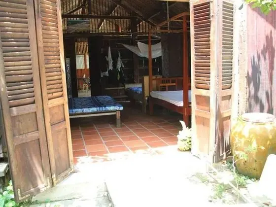 Peaceful Homestay in the Middle of Fruit Garden - Room With Four Double Beds