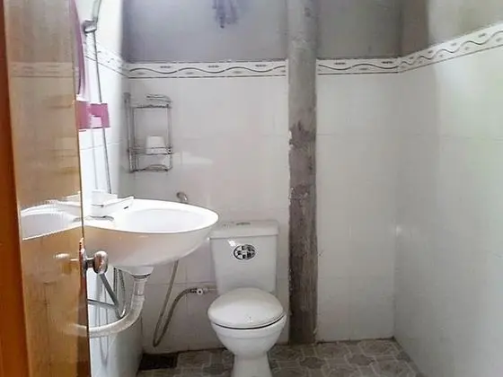 Peaceful Homestay in the Middle of Fruit Garden - Rooms With Private Toilets - Mülk Olanakları