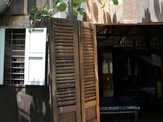 Peaceful Homestay in the Middle of Fruit Garden - Rooms With Private Toilets - Mülk Olanakları