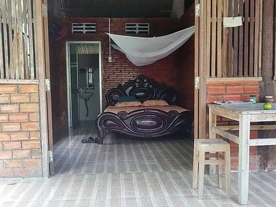 Peaceful Homestay in the Middle of Fruit Garden - Rooms With Private Toilets - Öne Çıkan Resim