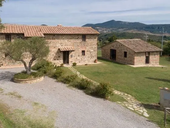 Peaceful Villa in Radicofani With Pool - Dış Mekan