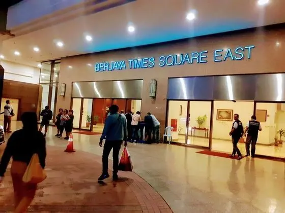 Peaceful Service Suite At Times Square