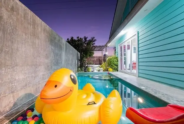 Peach Hua Hin Pool Villa Holiday