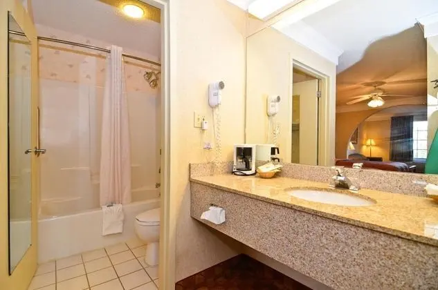 Peach State Inn & Suites - Banyo Tipleri