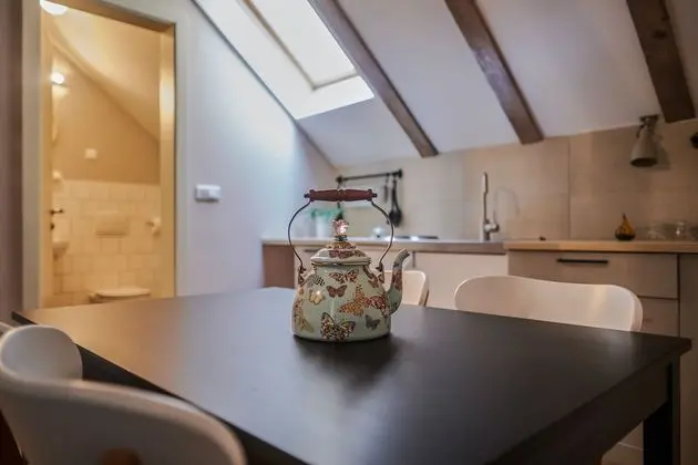 Peacock Boutique Apartments - Mutfak