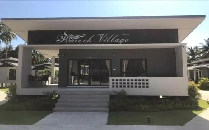 Peacock Village - Lobi
