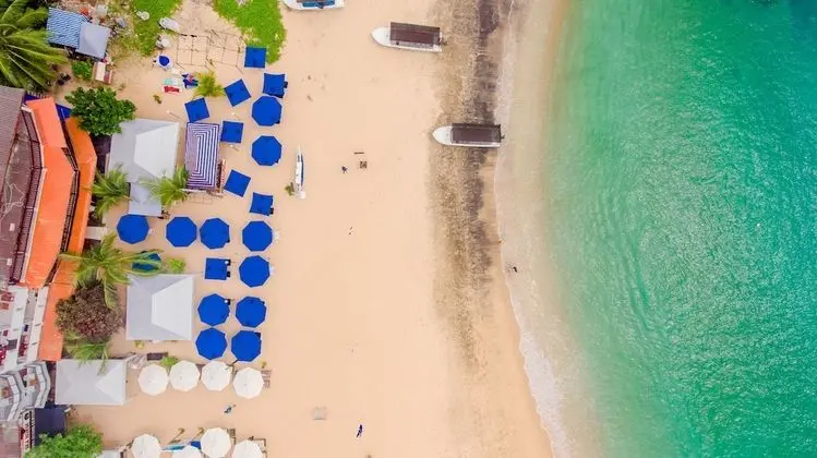 Peacock Hotel - Dış Mekan