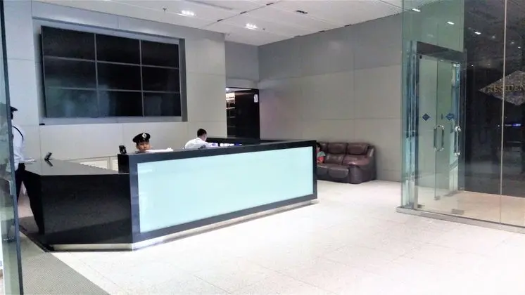 The Peak Tower in heart of Makati CBD - Lobi