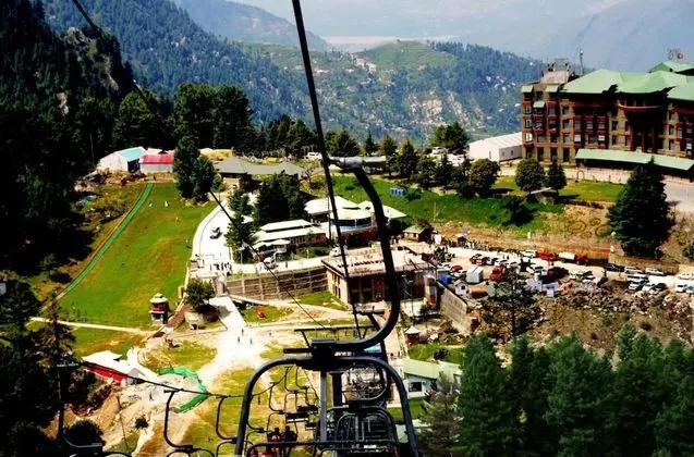Pearl Continental Hotel Malam Jabba - Dış Mekan