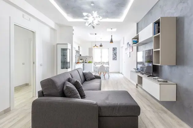 Pearl House