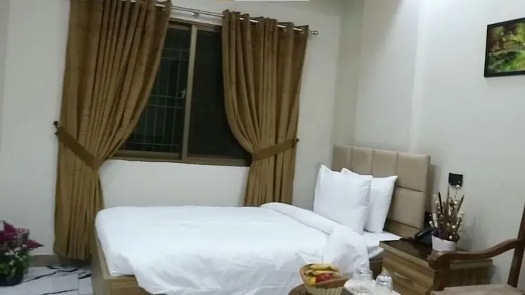 Hotel Pearl Inn - Oda