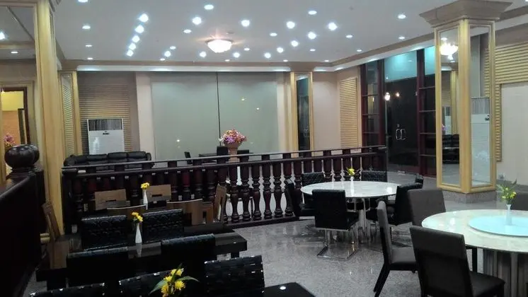 Pearl Resort and Hotel - Yerinde Yemek