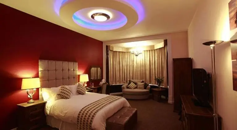 The Pearl Hotel