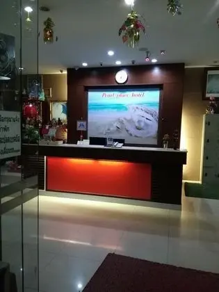 Pearl Place Hotel - Lobi