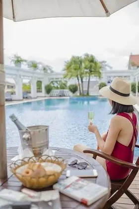Pearl River Hotel - Havuz