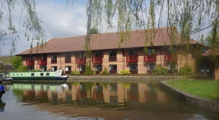 Peartree Lodge Waterside