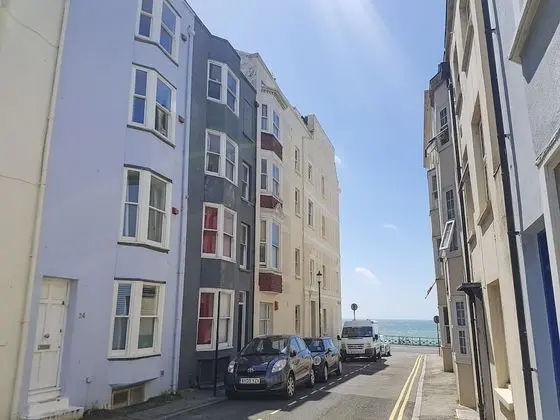 Pebble Cottage by Brighton Holiday Lets