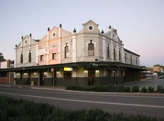 PEDENS HOTEL
