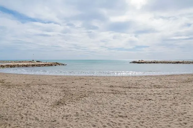 Pedregalejo Beach Apartment 4