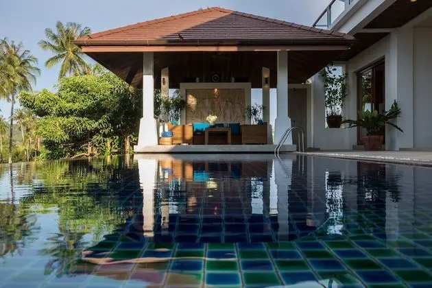 Peerapat Villa - Havuz