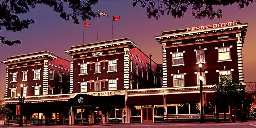 THE PEERY SALT LAKE CITY DOWNTOWN TAPESTRY COLLEC