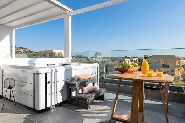 Pefkos Allure luxury Suites