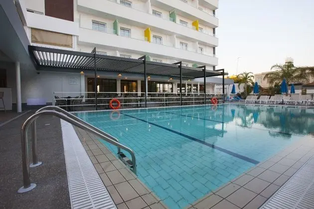 Pefkos Hotel