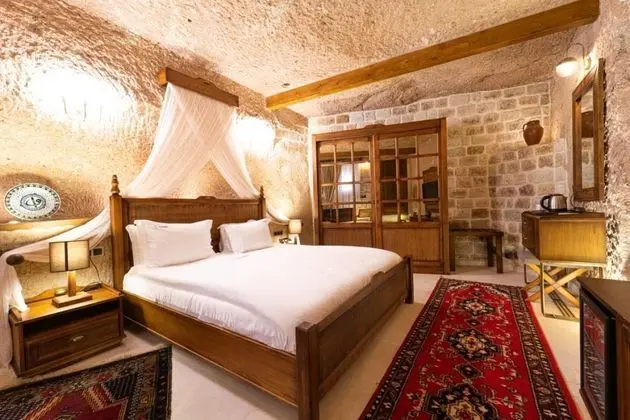 Pegas Cave Suites