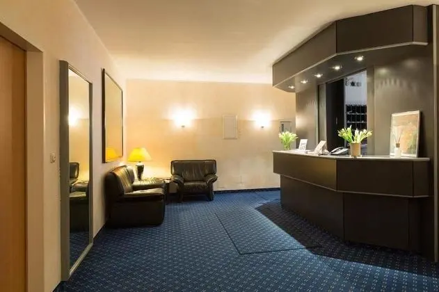 Hotel Pegasus München - Lobi
