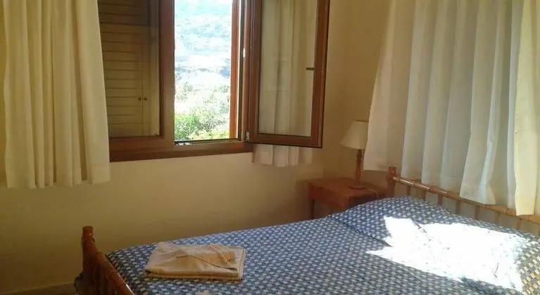 Pelekanos Apartments
