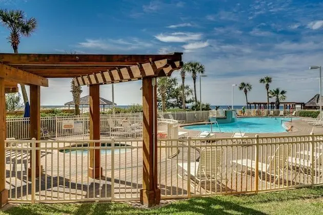 Pelican Beach Resort by Panhandle Getaways - Dış Mekan