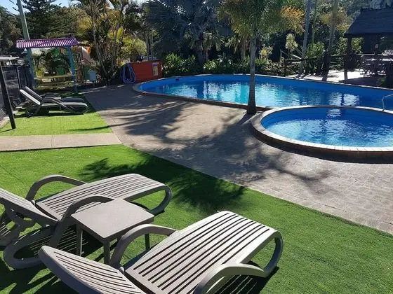 Pelican Caravan Park - Havuz
