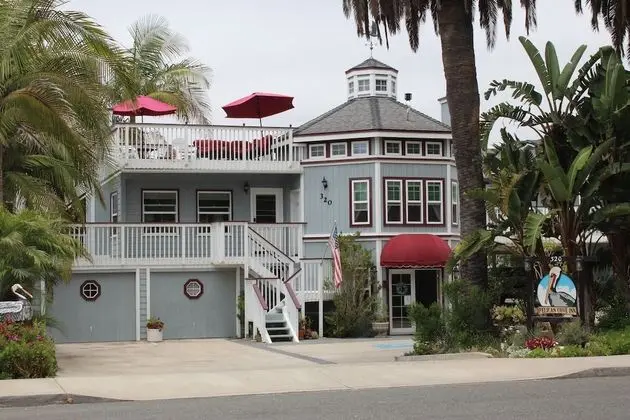 Pelican Cove Inn