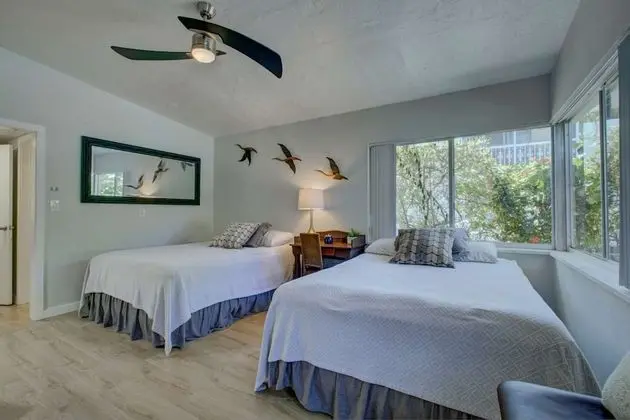 Pelican Gardens Villa 23 - Oda
