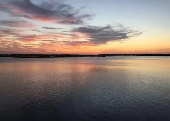 Pelican Inlet C218 - Genel