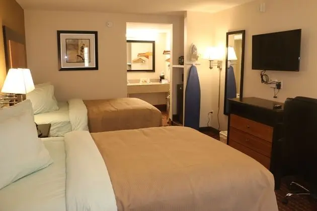PELICAN INN