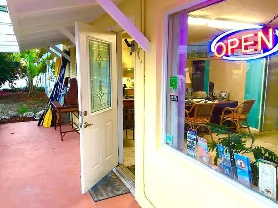 The Pelican Key Largo Cottages - Lobi