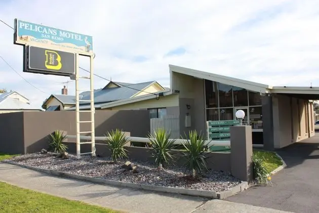 PELICANS MOTEL SAN REMO