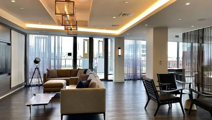 Pelicanstay in Central Square Cambridge - Lobi