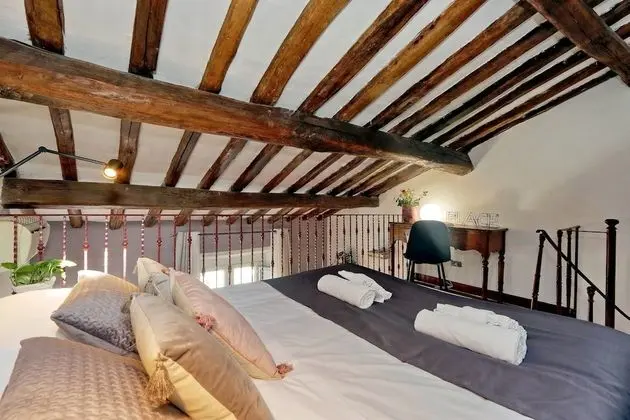 Pellegrino 2 - WR Apartments