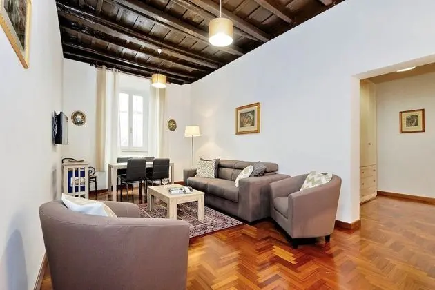 Pellegrino - WR Apartments