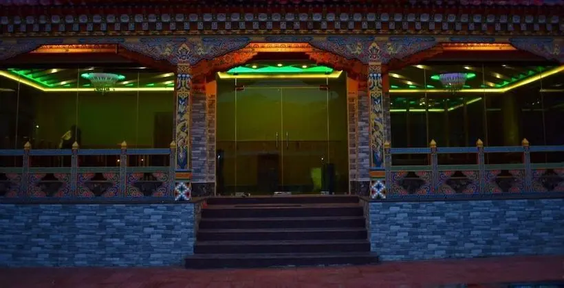 Hotel Pema Yangsel - 1