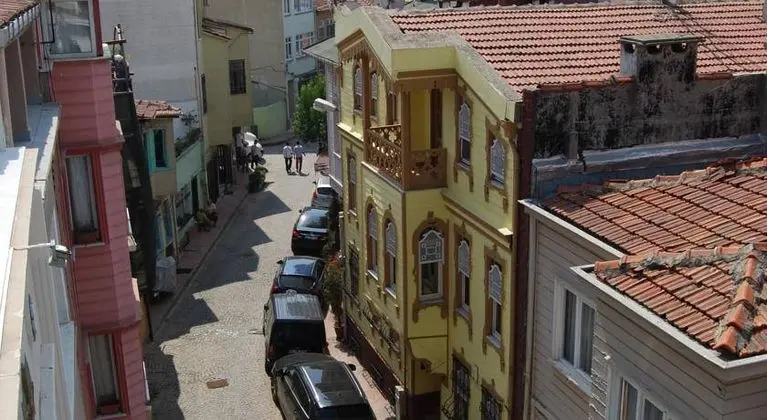 Pembe Hotel