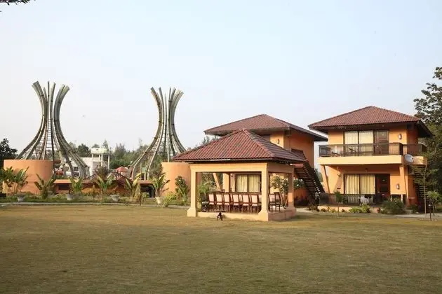 The Pench International