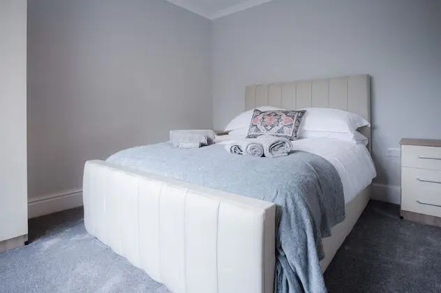 Pendeilo Villa - 5 Bedroom Holiday Home - Amroth - Oda