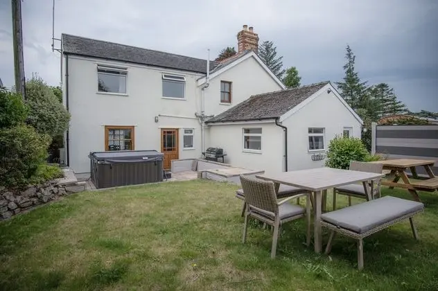 Pendeilo Villa - 5 Bedroom Holiday Home - Amroth - Öne Çıkan Resim